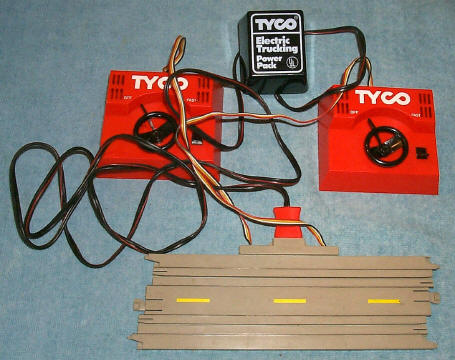 Tyco US1 trucking terminal track, controllers, and wall pack.